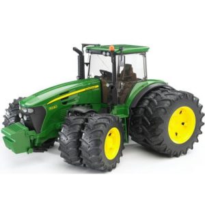 John Deere 7930 with twin tyres