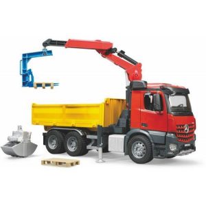MB Arocs Construction truck with crane and 2 pallets